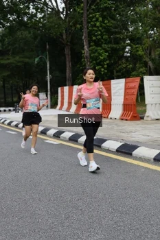 Runner Photo 4302986