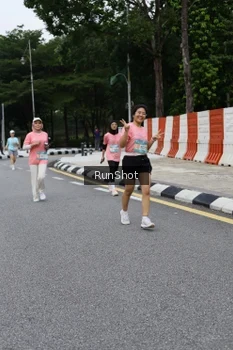Runner Photo 4302989
