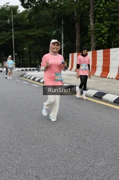 Runner Photo 4302994