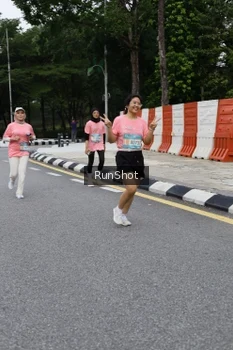Runner Photo 4302997