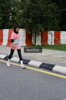 Runner Photo 4303004