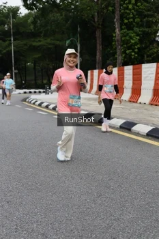 Runner Photo 4303005