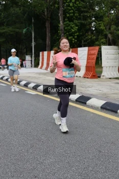 Runner Photo 4303019