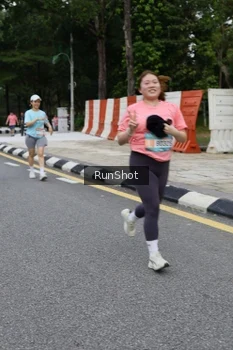 Runner Photo 4303026