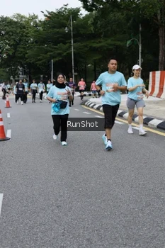 Runner Photo 4303027