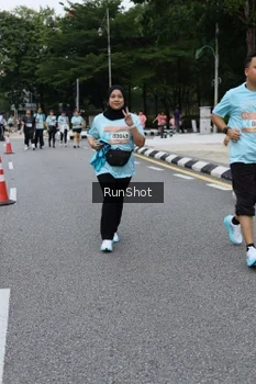 Runner Photo 4303032
