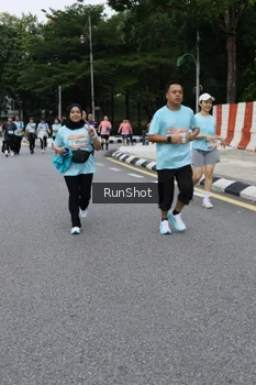 Runner Photo 4303033