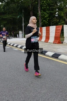 Runner Photo 4303044