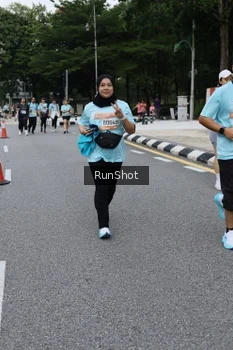 Runner Photo 4303055
