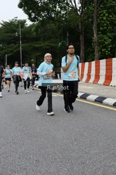 Runner Photo 4303061