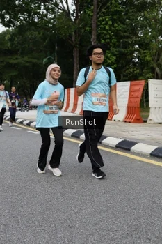 Runner Photo 4303063
