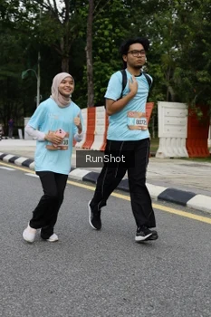 Runner Photo 4303068