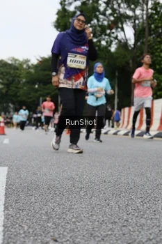 Runner Photo 4303074
