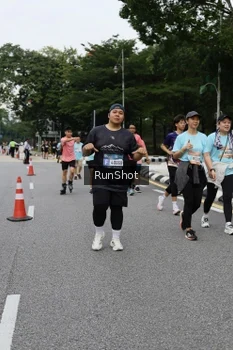 Runner Photo 4303076