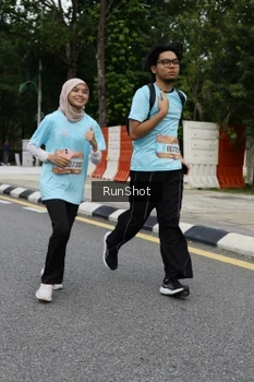 Runner Photo 4303077