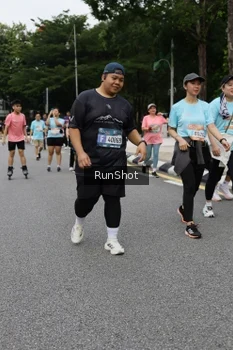 Runner Photo 4303091