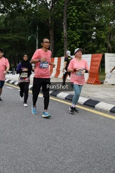 Runner Photo 4303098