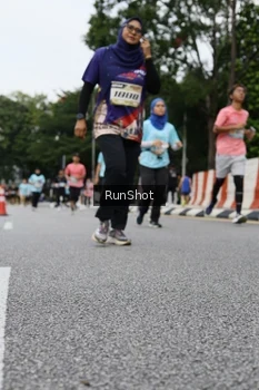 Runner Photo 4303099