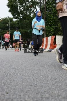 Runner Photo 4303106