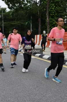 Runner Photo 4303111