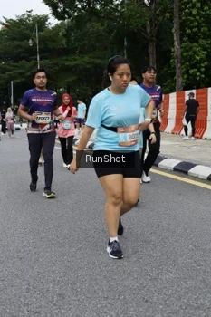 Runner Photo 4303125
