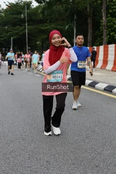 Runner Photo 4303132