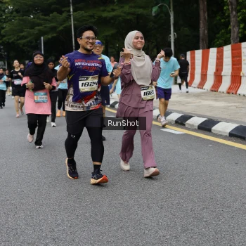 Runner Photo 4303139