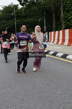 Runner Photo 4303141