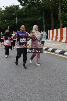Runner Photo 4303145