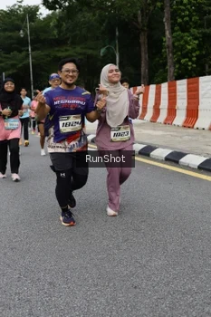 Runner Photo 4303158