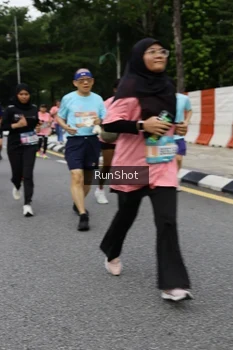 Runner Photo 4303160