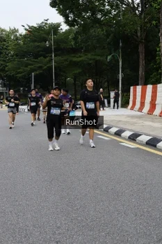 Runner Photo 4303198