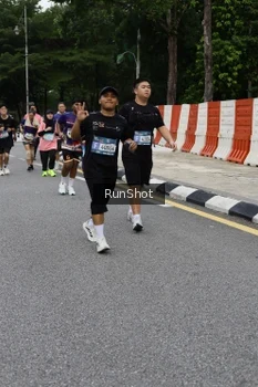 Runner Photo 4303208