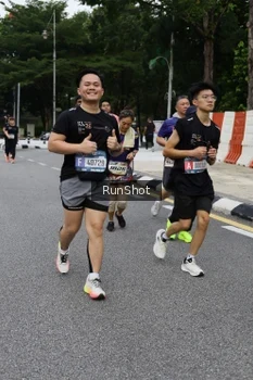 Runner Photo 4303227