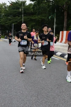Runner Photo 4303229