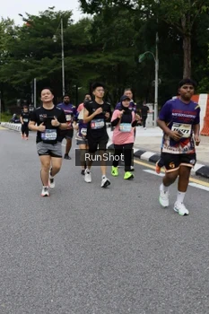 Runner Photo 4303234