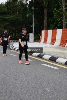 Runner Photo 4303238