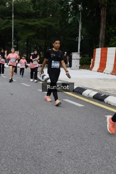 Runner Photo 4303248