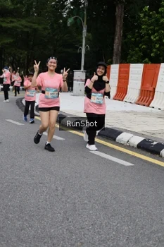 Runner Photo 4303262