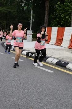 Runner Photo 4303266