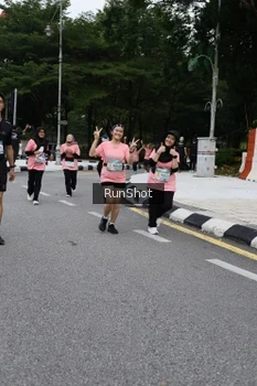 Runner Photo 4303269