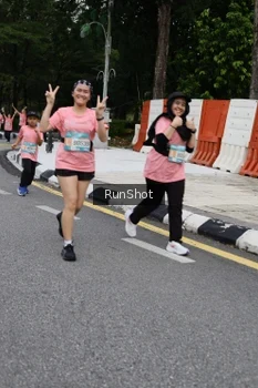 Runner Photo 4303271