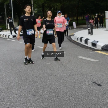 Runner Photo 4303277