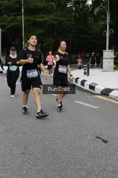 Runner Photo 4303284