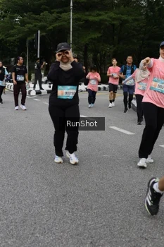 Runner Photo 4303291