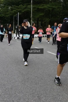 Runner Photo 4303292
