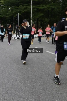 Runner Photo 4303299