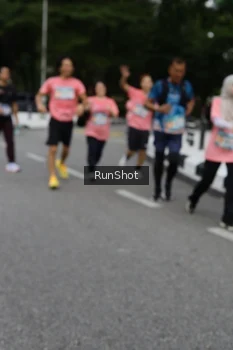 Runner Photo 4303301