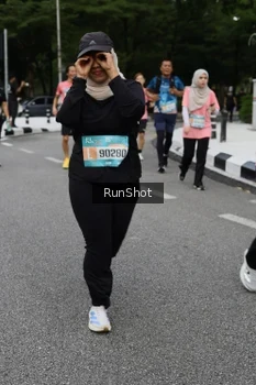 Runner Photo 4303303