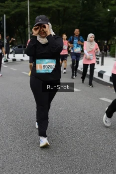 Runner Photo 4303304